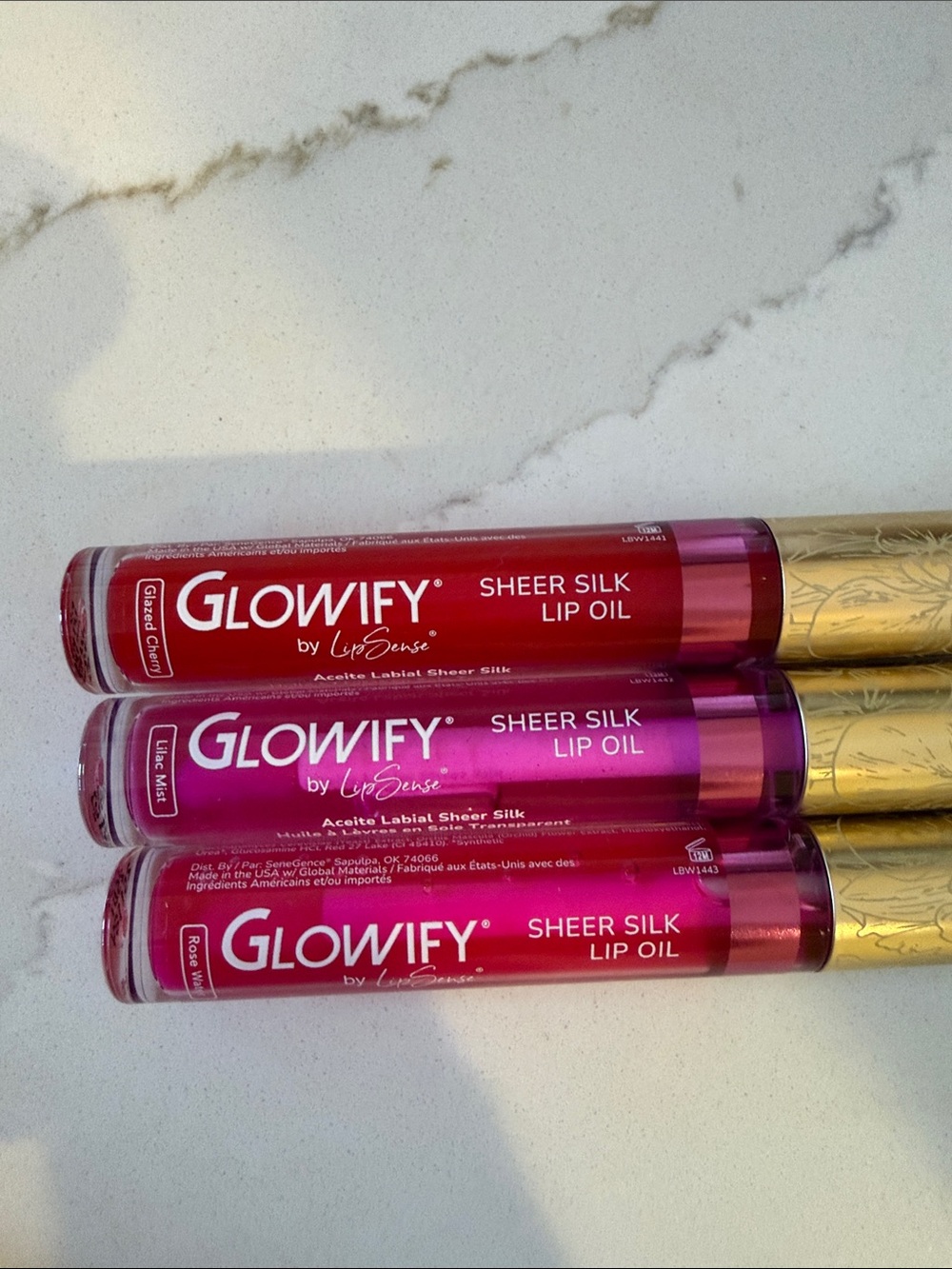 SENEGENCE Glowify Sheer Silk Lip Oil Trio with Holographic Cosmetic Bag - Picture 2 of 4
